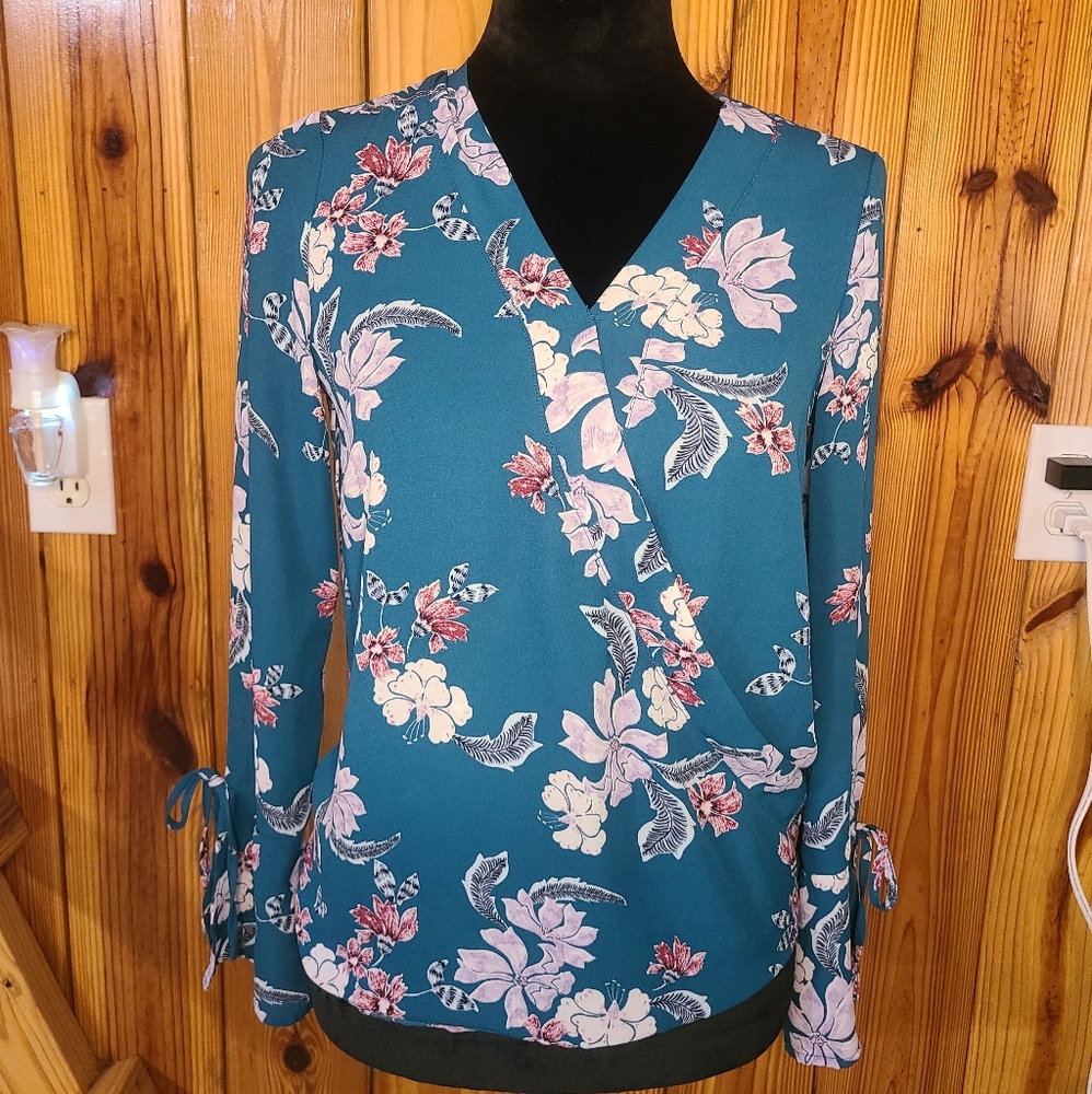 Long sleeve top| Size xs